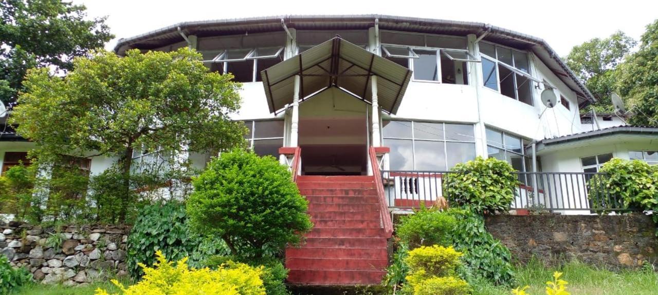 Diyaluma Falls Inn Koslanda Luaran gambar