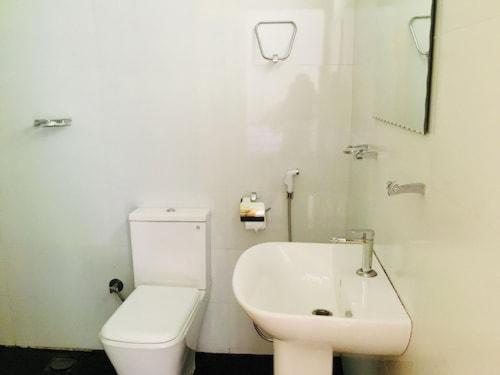 Diyaluma Falls Inn Koslanda Luaran gambar